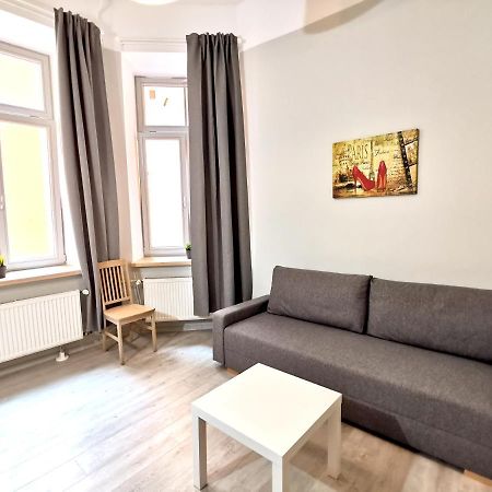 Lacplesa Downtown New 2-Bedroom Apartment Riga Esterno foto