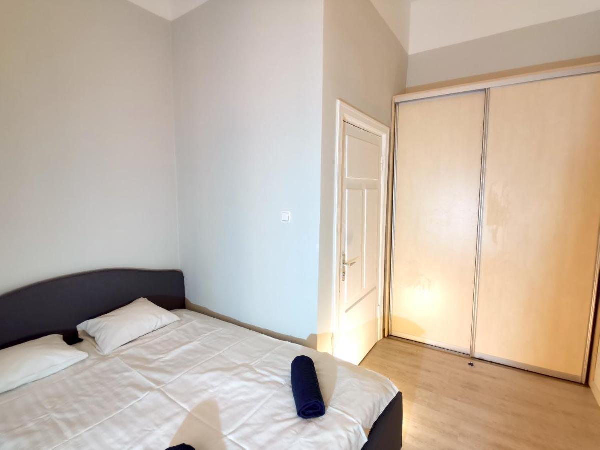 Lacplesa Downtown New 2-Bedroom Apartment Riga Esterno foto