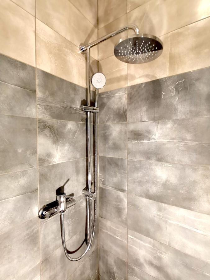 Lacplesa Downtown New 2-Bedroom Apartment Riga Esterno foto
